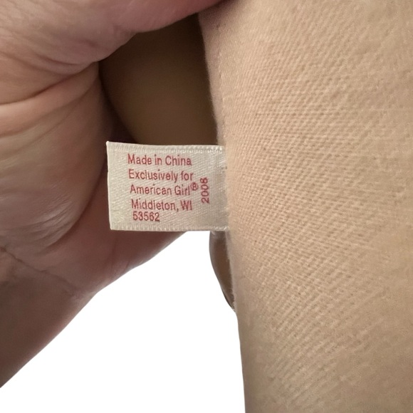 American Girl Doll Julie 2008 - Picture 6 of 9